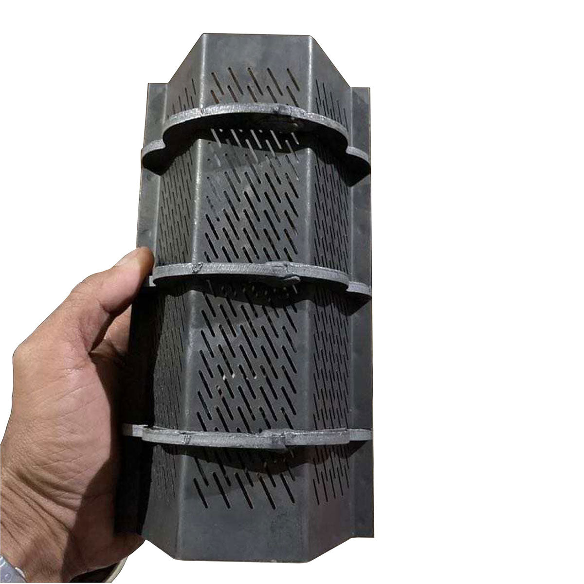 Hammer Mill Screen Guide: Selection, Size, Material & Replacement ...